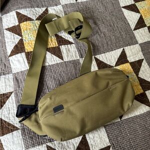 Thule Olive Green Crossbody/belt Bag